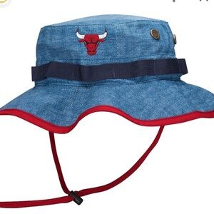 Mitchelle & Ness Denim Chicago Bulls bucket hat. Size  L/XL.